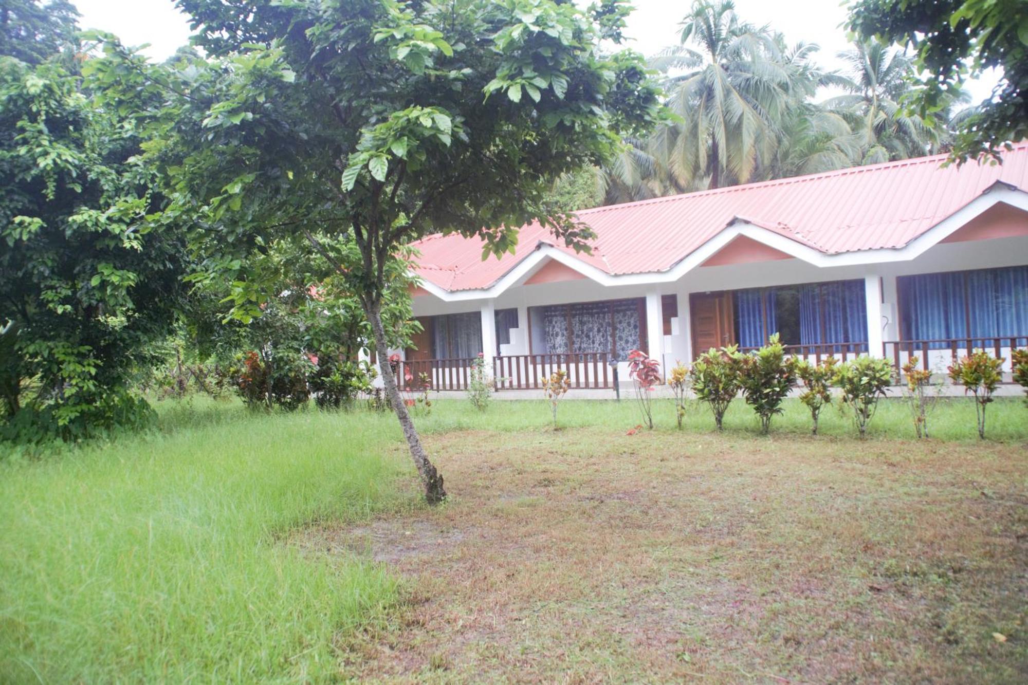 Hotel Exotica Squares Lakshmanpur Exterior foto