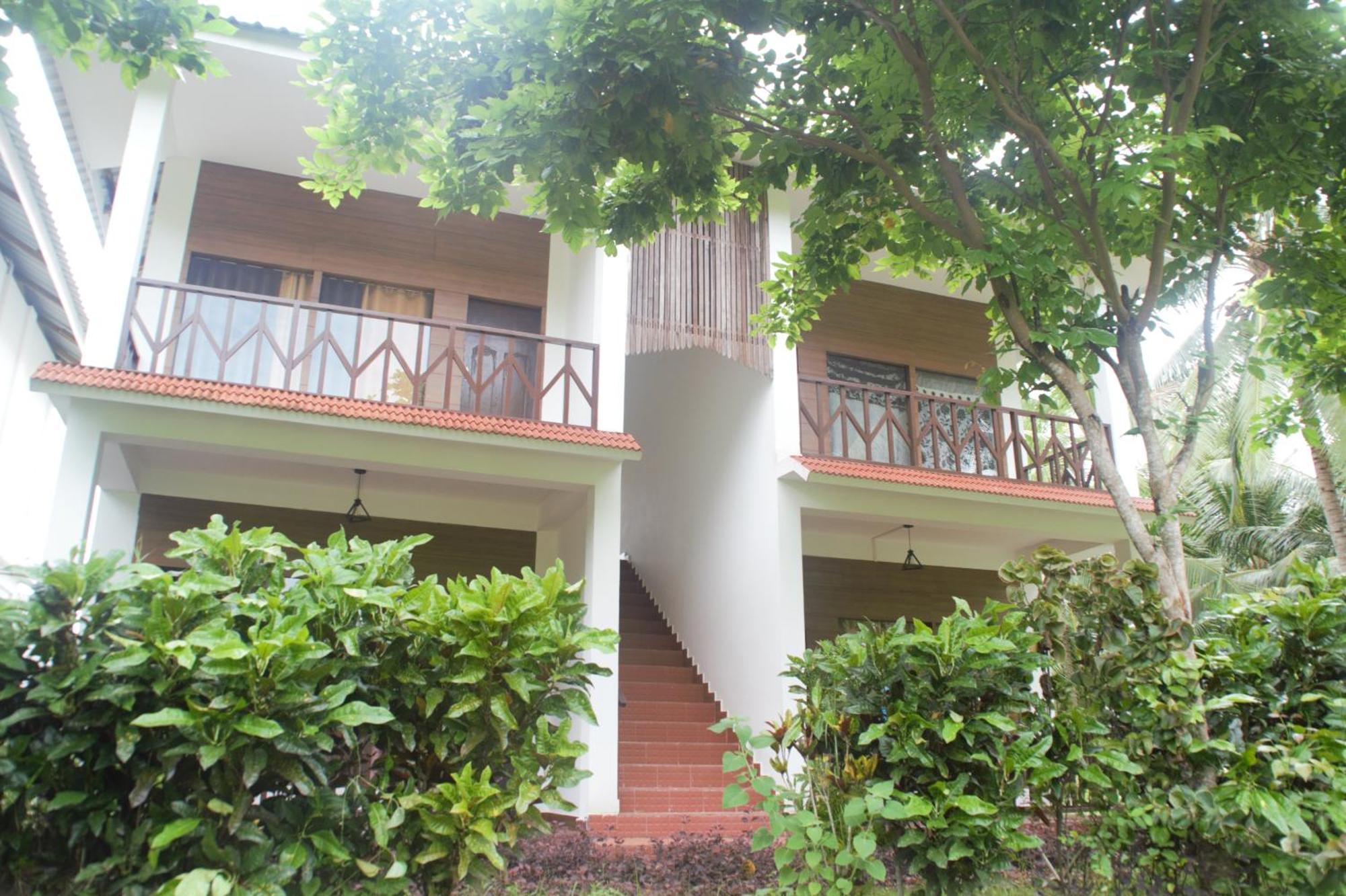 Hotel Exotica Squares Lakshmanpur Exterior foto